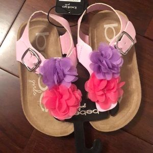 Little girls size 7/8 bebe sandal
